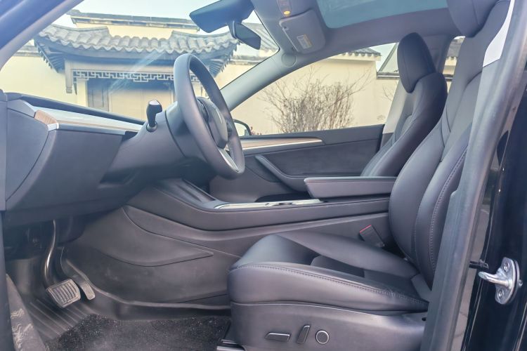 特斯拉 Model Y 2022款 改款 后轮驱动版局部细节19