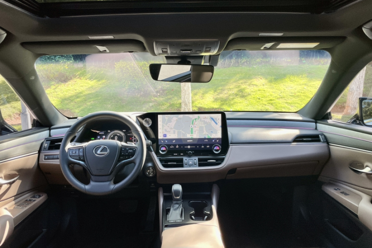 雷克萨斯ES 2025款 300h 臻享版中控内饰7006