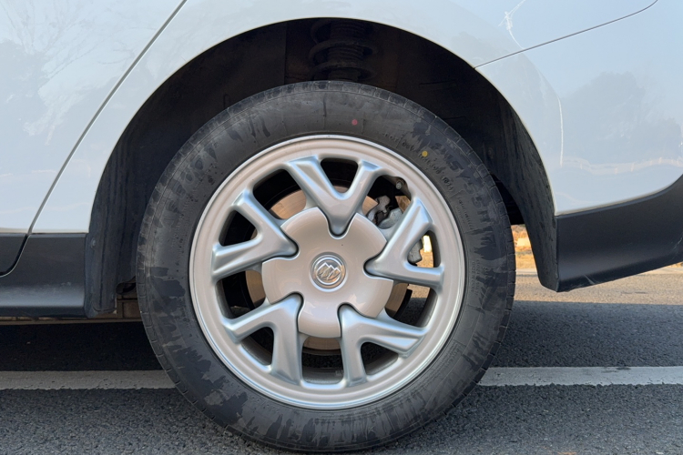 别克 微蓝6 2024款 450km 出行版车身外观6007