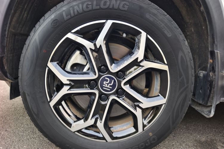 比亚迪 元Pro 2021款 一生一世版车身外观6010