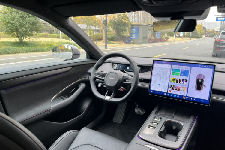 小米汽车 小米SU7 2024款 后驱长续航智驾版中控内饰7007