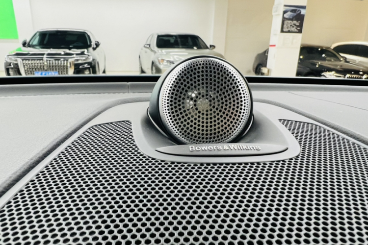 沃尔沃XC60新能源 2022款 T8 插电混动 四驱智远运动版车身外观6007