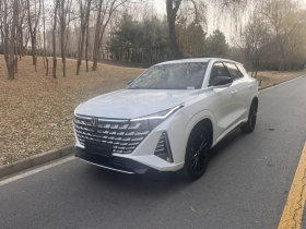 长安UNI-Z新能源 2024款 蓝鲸智电iDD 125km 领先型