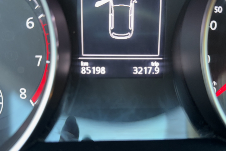 大众 高尔夫 2016款 1.4TSI 自动R-Line中控内饰15