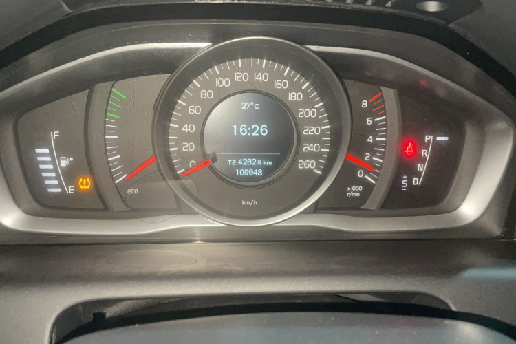 沃尔沃XC60 2017款 T5 智行升级版中控内饰15