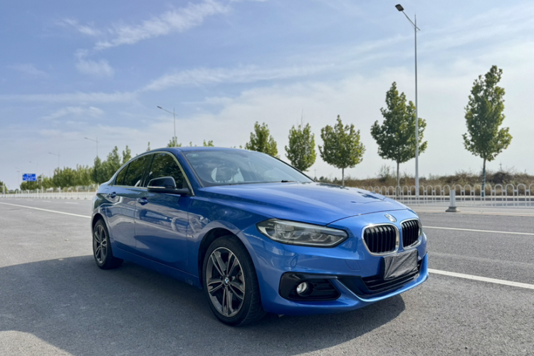 宝马1系 2017款 118i 运动型车身外观6004