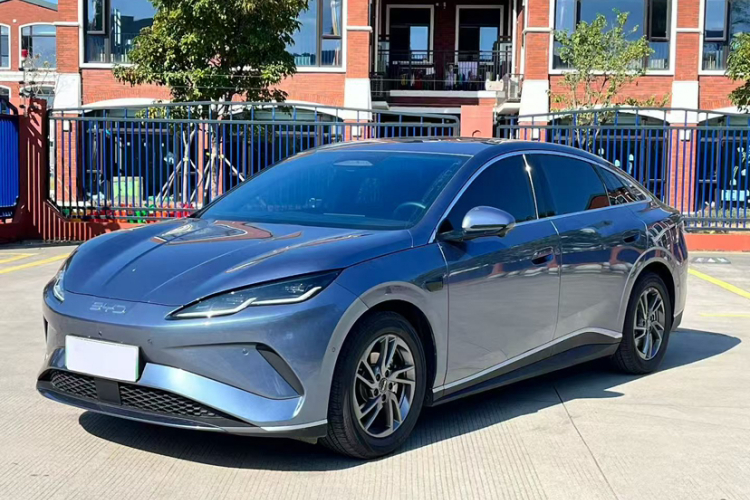 比亚迪 海豹06新能源 2025款 EV 470KM尊荣型车身外观6002