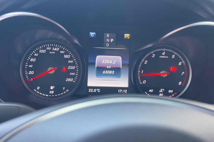 奔驰GLC轿跑 2017款 GLC 200 4MATIC 轿跑SUV中控内饰15