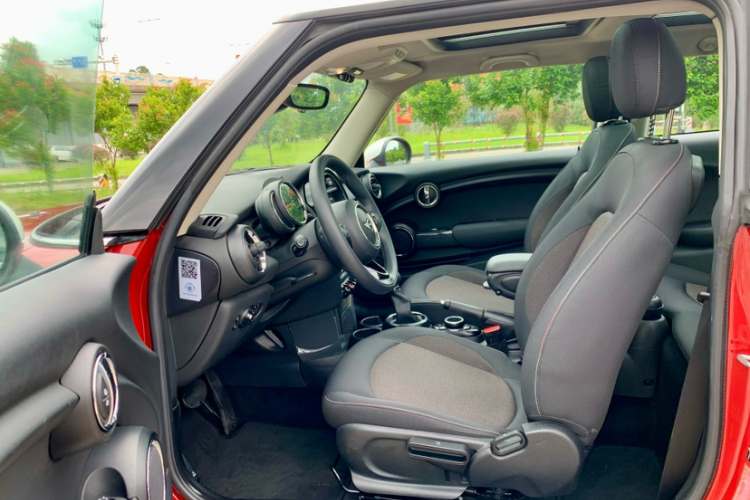 MINI 2016款 1.2T ONE 先锋派局部细节19