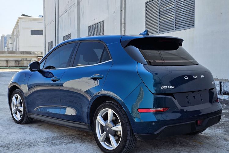 欧拉好猫 2023款 401km标准续航 豪华型 磷酸铁锂车身外观6003