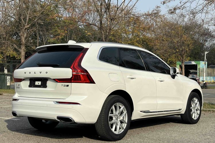 沃尔沃XC60 2020款 T5 四驱智逸豪华版车身外观6005