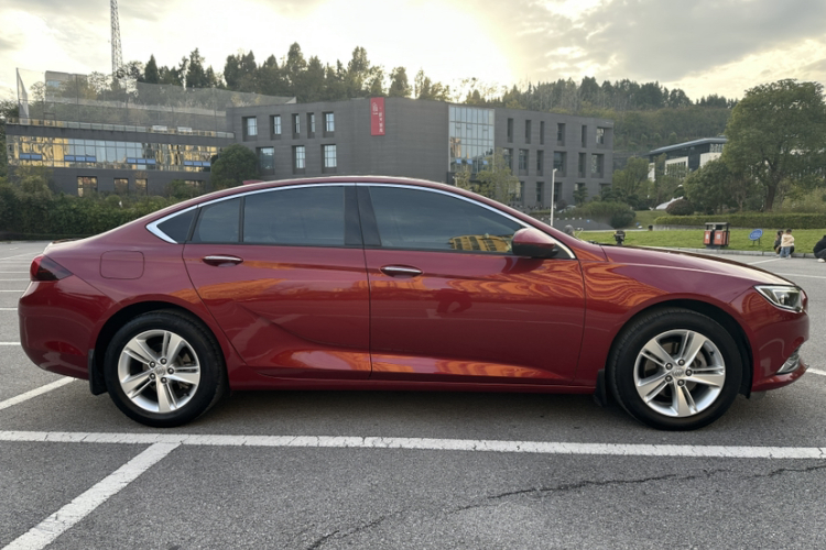 别克 君威 2017款 20T 精英型车身外观6007