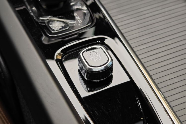 沃尔沃S60 2024款 B4 智逸豪华版中控内饰7013