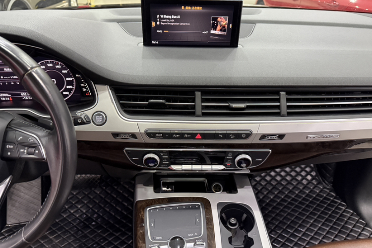 奥迪Q7 2016款 45 TFSI 技术型局部细节16
