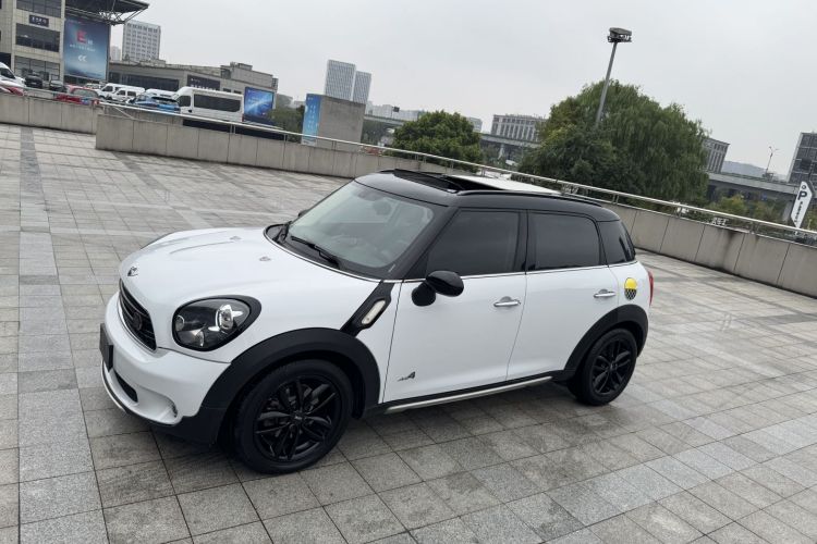 MINI Countryman 2016款 1.6T COOPER ALL4 Fun装备控车身外观6010