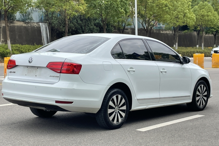 大众 速腾 2018款 1.6L 手动舒适型车身外观6006