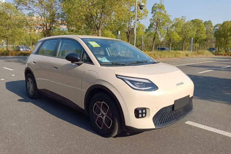 埃安 AION UT 2025款 330星辉版车身外观6003