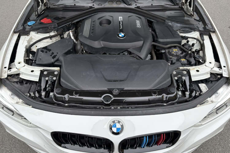 宝马3系 2018款 320i M运动套装局部细节24