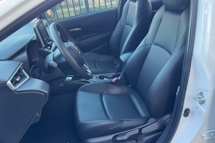 丰田 雷凌 2023款 185T CVT豪华版局部细节19