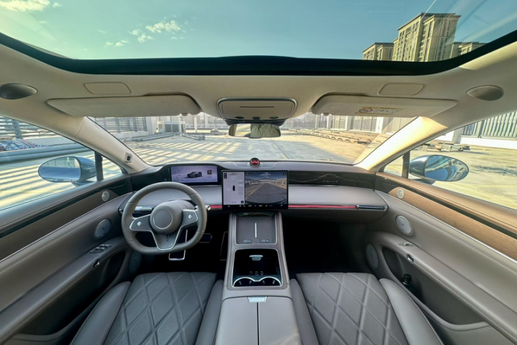 鸿蒙智行 享界S9 2025款 增程 Max+中控内饰7004