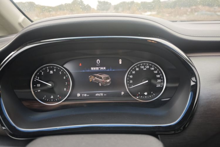 别克GL8 2023款 陆上公务舱 舒适型中控内饰15