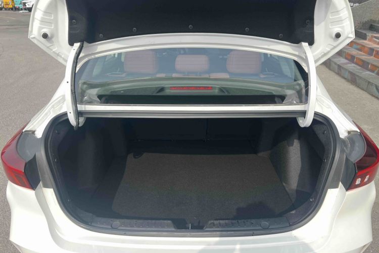 长安 逸动 2023款 畅享版 PLUS 蓝鲸NE 1.4T GDI DCT尊贵版中控内饰7006