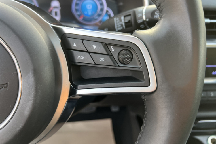 众泰T500 2018款 1.5T 自动智能互联尊贵型局部细节9006