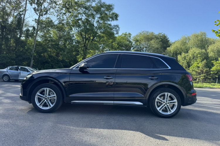 奥迪Q5L 2022款 40T 时尚致雅型车身外观6004