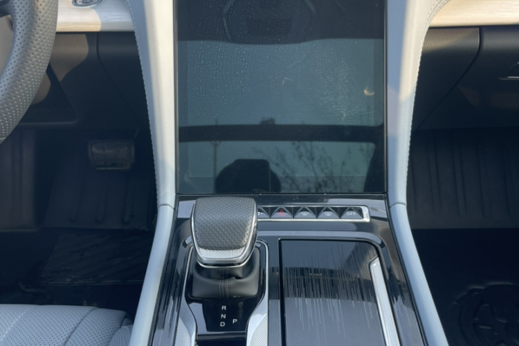 红旗H5 PHEV 2025款 170 超混版局部细节16