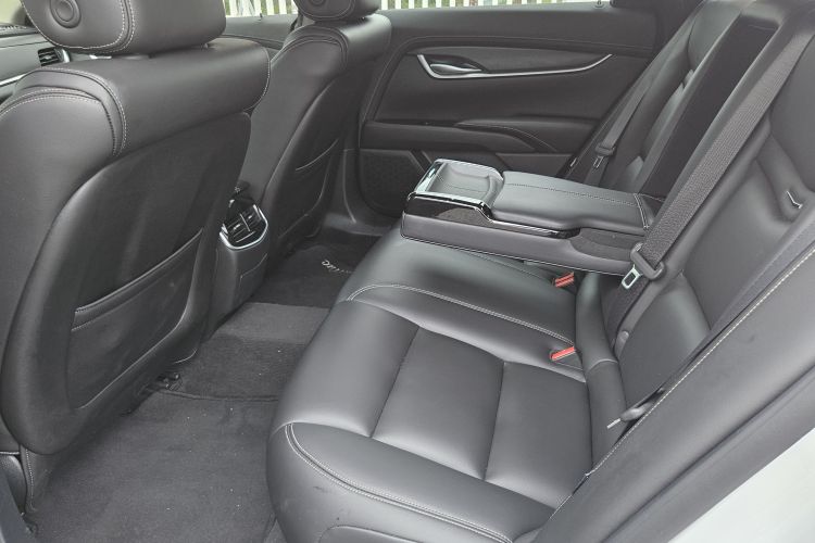 凯迪拉克XTS 2018款 28T 技术型中控内饰7004