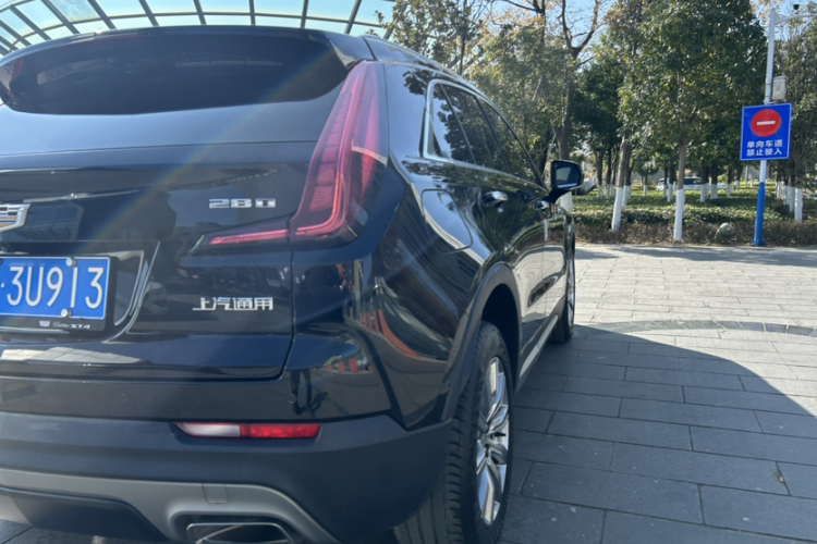 凯迪拉克XT4 2020款 28T 两驱领先型车身外观6002