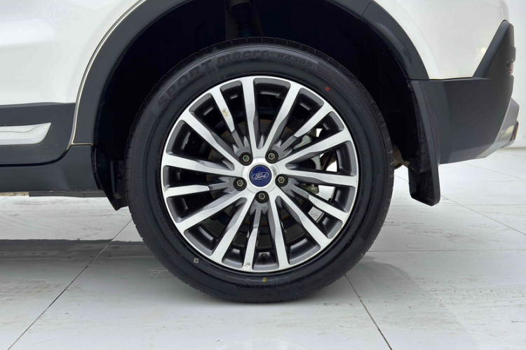 福特 领界 2019款 EcoBoost 145 CVT尊领型 国V车身外观6010