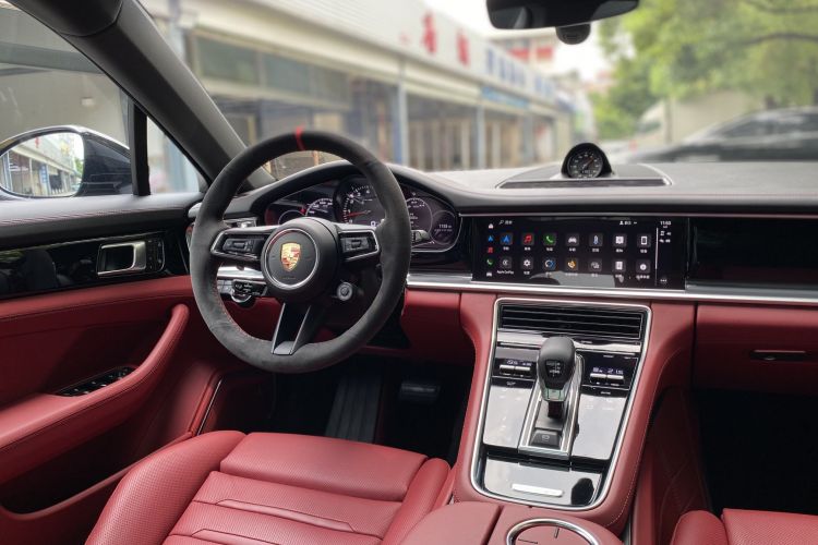保时捷 2023款 Panamera 行政加长铂金版 2.9T中控内饰7005