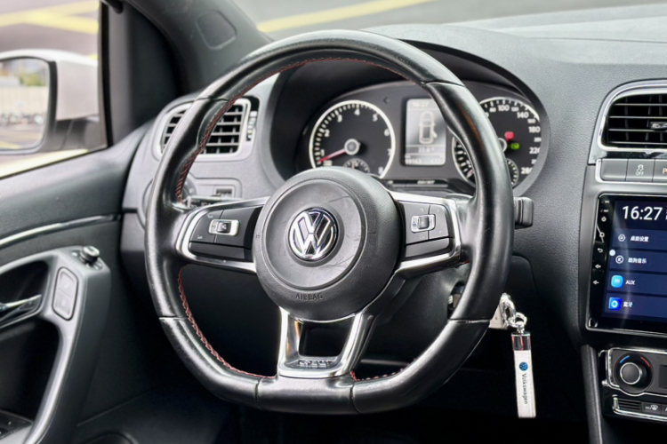 大众 Polo 2016款 1.4TSI GTI中控内饰7002