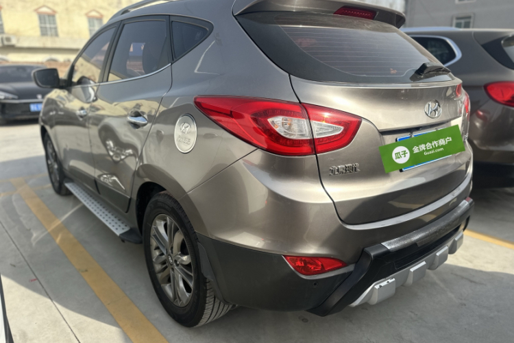 北京现代ix35 2013款 2.0L 自动两驱智能型GLS 国IV车身外观6002