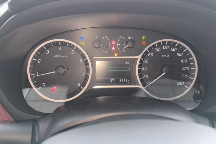 日产 蓝鸟 2019款 1.6L CVT智联智酷版 国VI中控内饰15