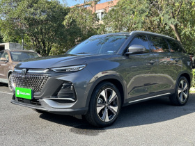 长安X7 PLUS 2024款 1.5T 自动臻享型 5座