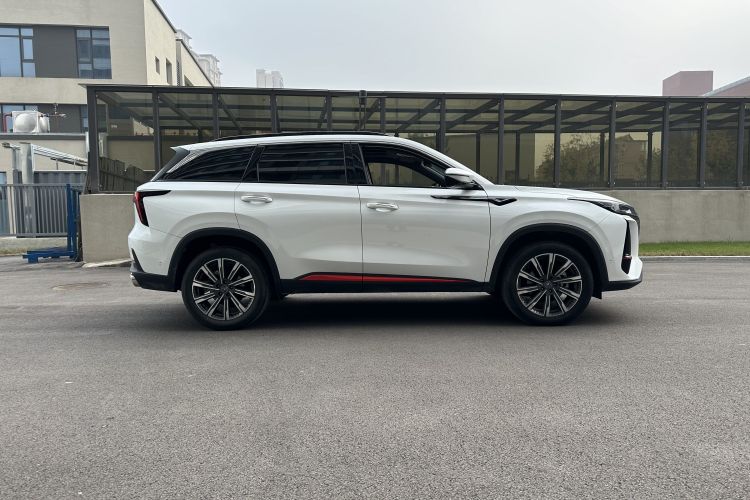 长安CS75 PLUS 2022款 第二代 2.0T 自动旗舰型车身外观6007