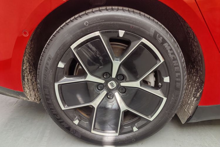 小米汽车 小米SU7 2024款 后驱超长续航高阶智驾Pro版车身外观6006