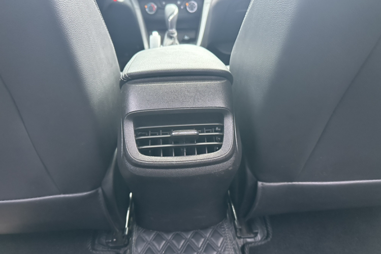 别克 英朗 2021款 改款 1.3T 自动轻混动精英型中控内饰7011