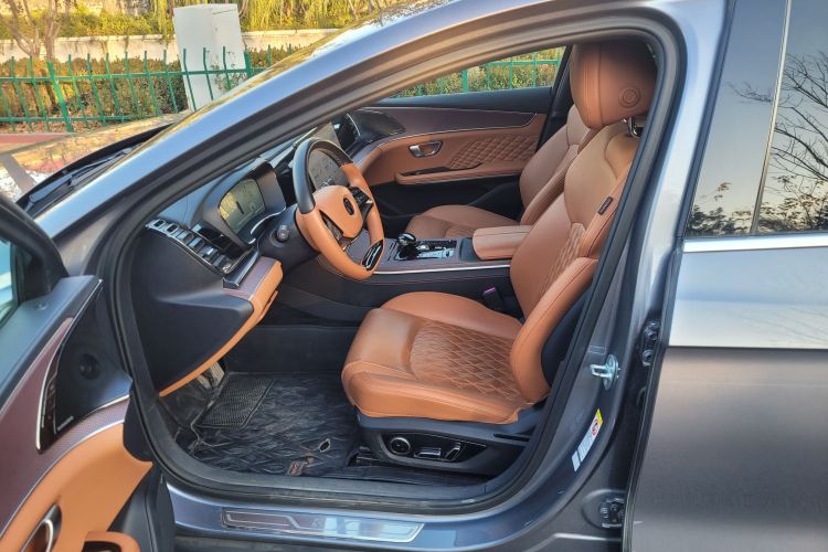 比亚迪 汉 2022款 DM-i 121KM 尊享型中控内饰7001