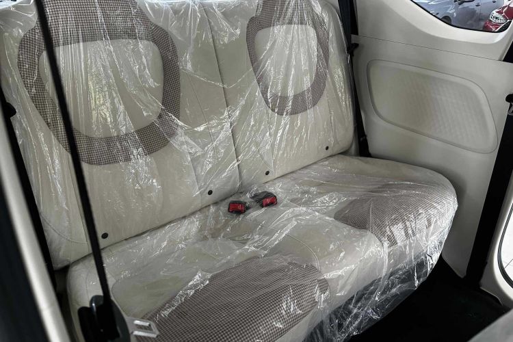 五菱汽车 宏光MINIEV 2024款 第三代 215km 青春版中控内饰7006