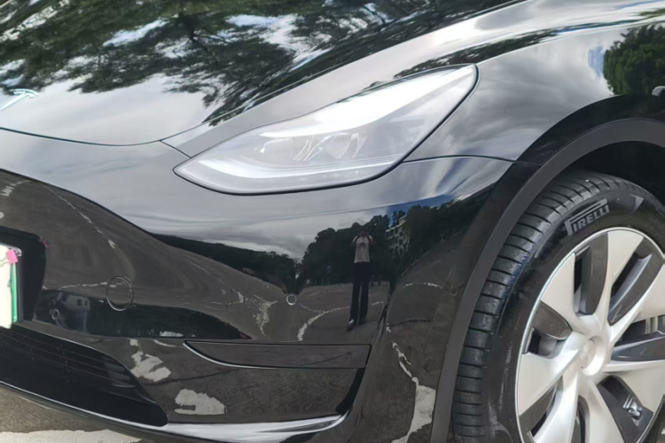 特斯拉 Model Y 2022款 后轮驱动版车身外观6001