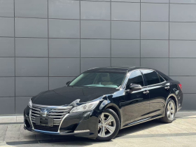 丰田 皇冠 2015款 2.0T 时尚版