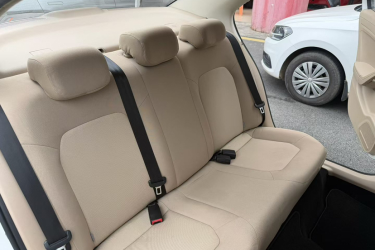 大众 捷达 2015款 质惠版 1.6L 手动时尚型中控内饰7003