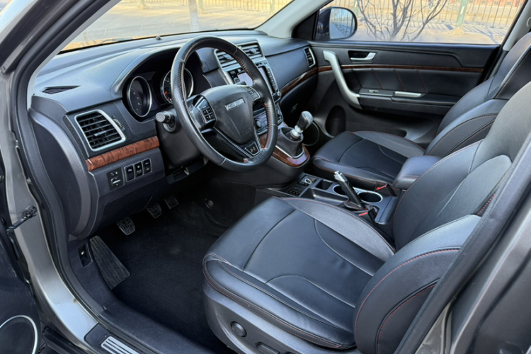 哈弗H6 2017款 红标 运动版 1.5T 手动两驱精英型中控内饰7003