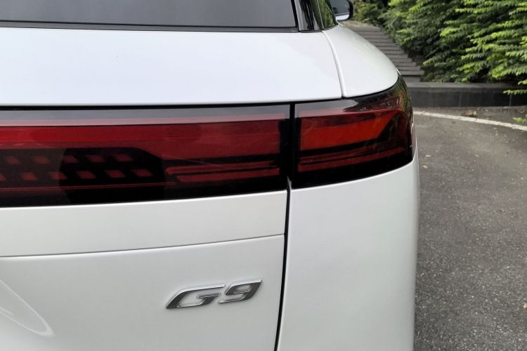 小鹏G9 2022款 702 Pro车身外观6006