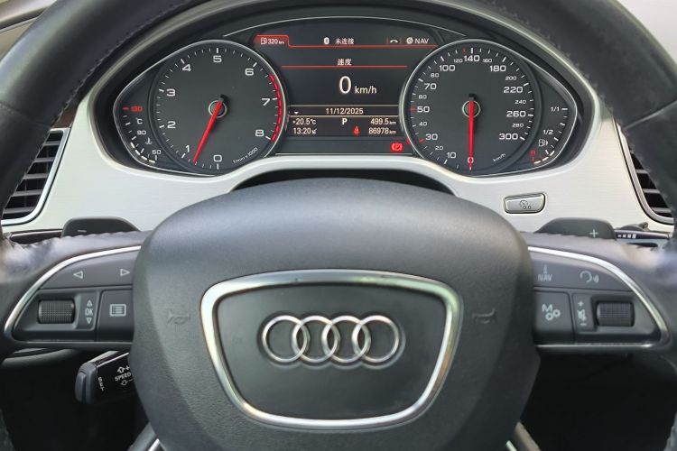 奥迪A8 2013款 A8L 45 TFSI quattro舒适型中控内饰15