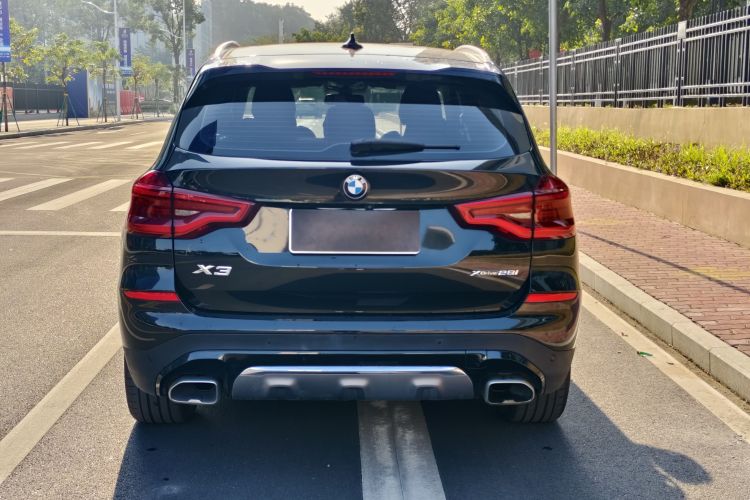 宝马X3 2021款 xDrive28i 豪华套装车身外观6004