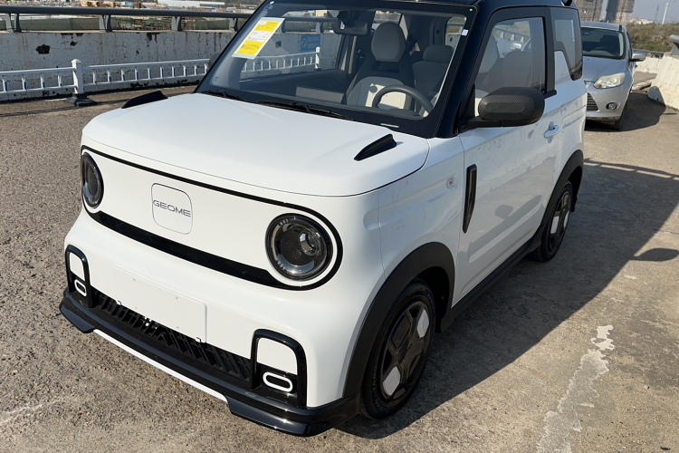 吉利银河 2025款 210km 熊猫卡丁车身外观6002